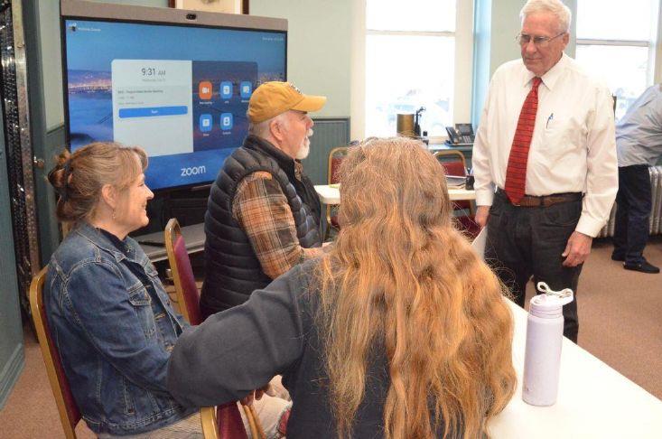 Greater Idaho meet still has believers in Enterprise